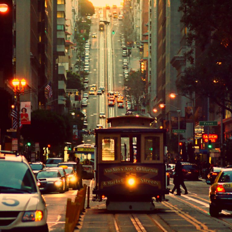 Cities_Tram_on_a_street_in_San_Francisco_093462_